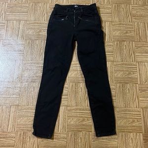 Paige zip front black skinny jeans 25